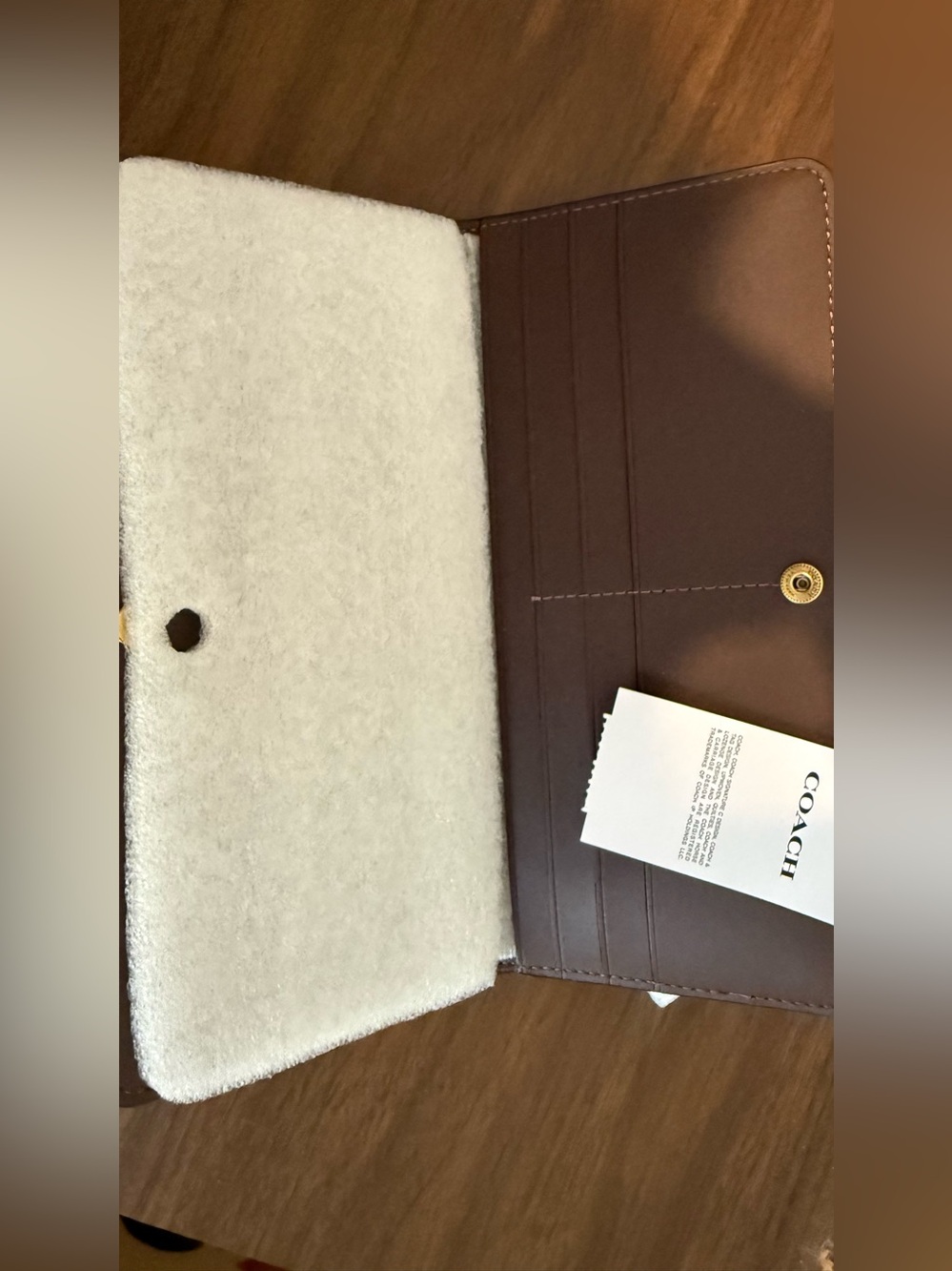 Coach Essential Slim Wallet - Picture 9 of 9